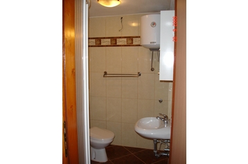 Croaţia Privát Pula, Exteriorul